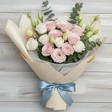 Букет цветов из:  Лизиантусы в Андреевское