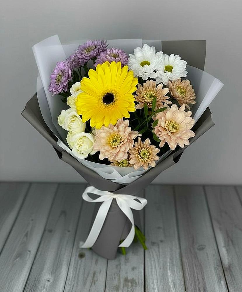Букет цветов из: Розы, Герберы и Хризантемы в Андреевское