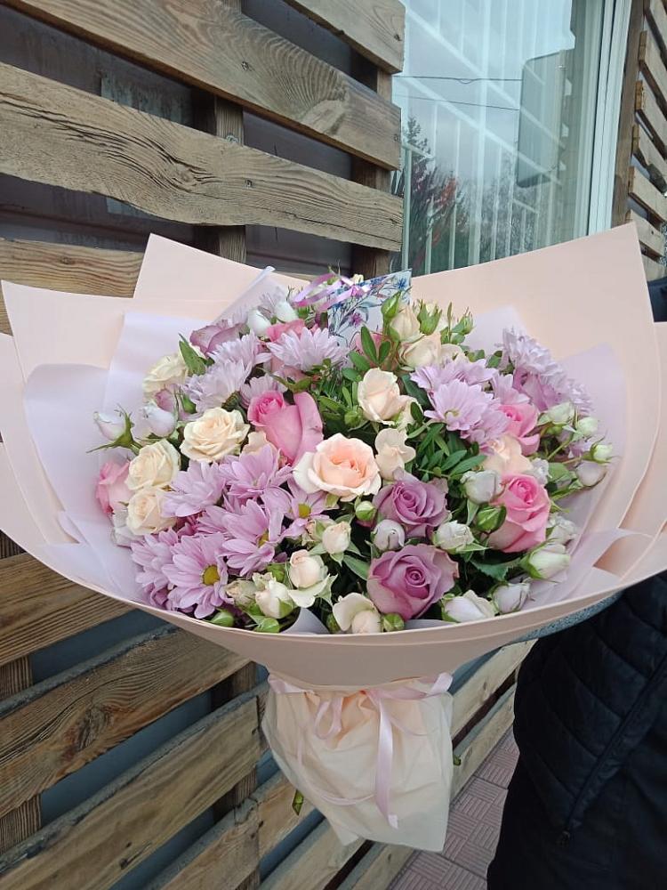 Букет цветов из: Розы и Хризантемы в Андреевское