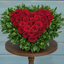 Цветочная композиция из Розы в виде сердца в Андреевское