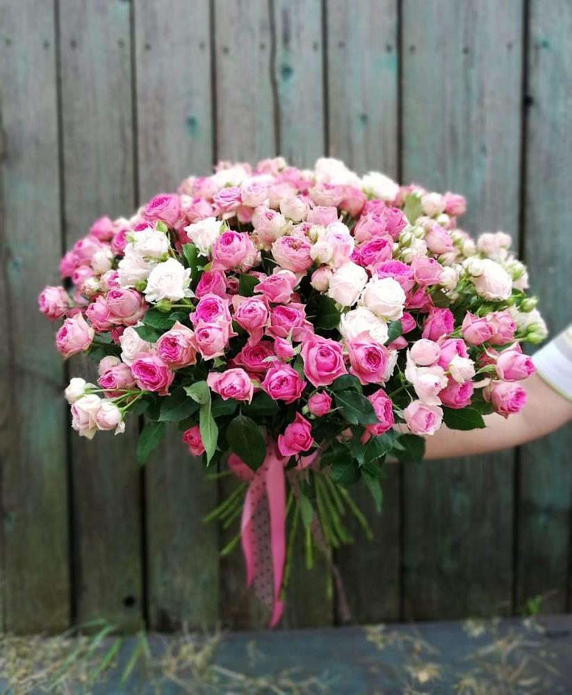 Букет Розовые кустовые розы Натали и Лав Лидия в Андреевское