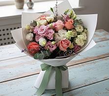 Букет цветов из:  Розы, Лизиантусы и Гвоздики в Андреевское